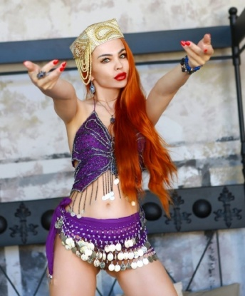 Проститутка Чарлина